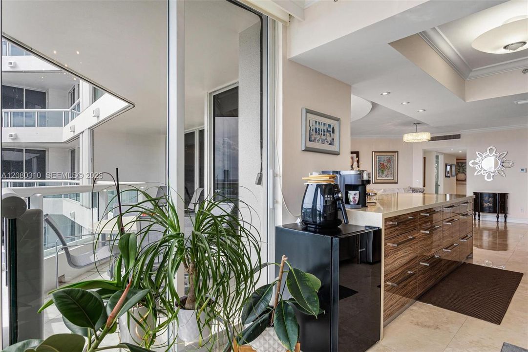 For Sale: $795,000 (3 beds, 2 baths, 1870 Square Feet)