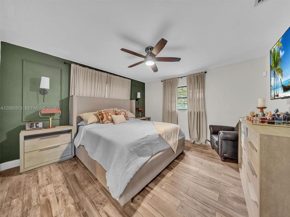 For Sale: $645,000 (3 beds, 2 baths, 1646 Square Feet)
