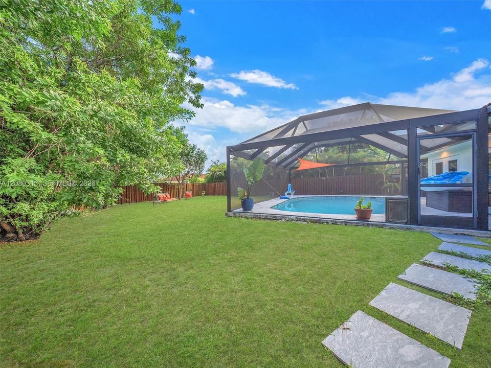 For Sale: $645,000 (3 beds, 2 baths, 1646 Square Feet)