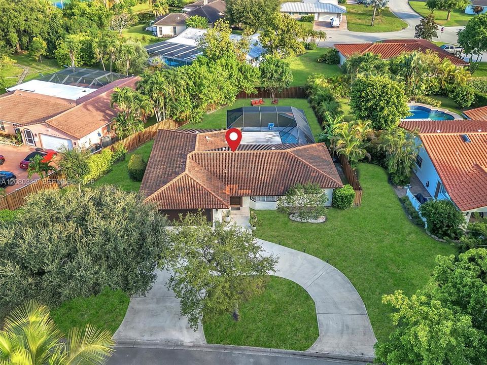 For Sale: $645,000 (3 beds, 2 baths, 1646 Square Feet)