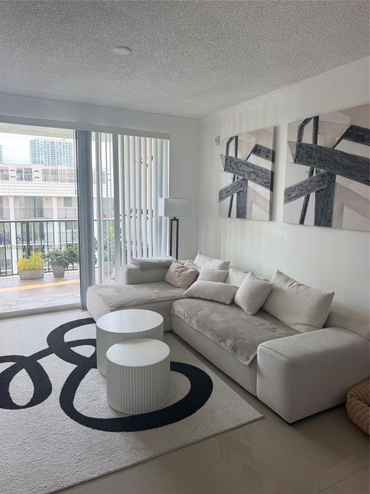 В аренду: $3,050 (2 спален, 2 ванн, 1024 Квадратных фут)