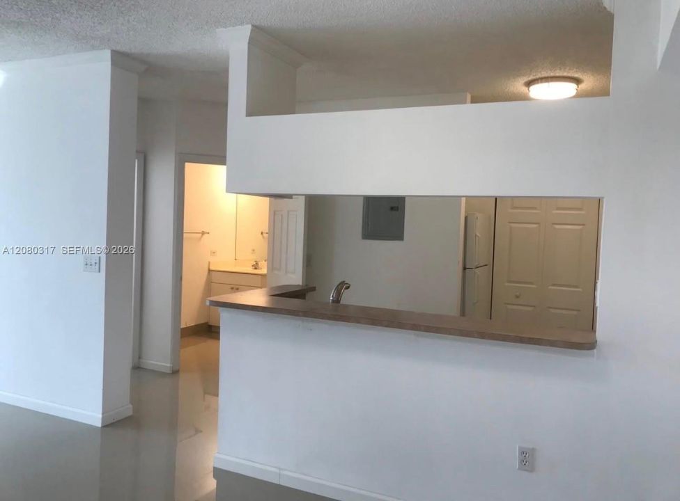 В аренду: $3,050 (2 спален, 2 ванн, 1024 Квадратных фут)