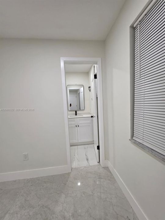 В аренду: $2,350 (2 спален, 2 ванн, 868 Квадратных фут)