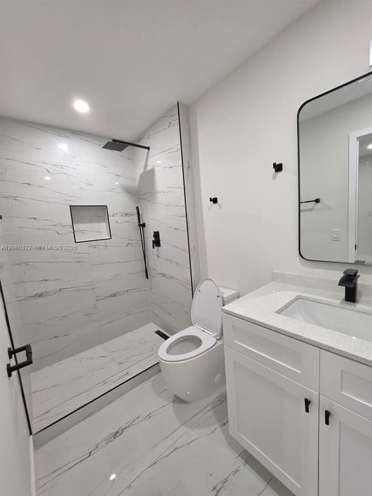 В аренду: $2,350 (2 спален, 2 ванн, 868 Квадратных фут)