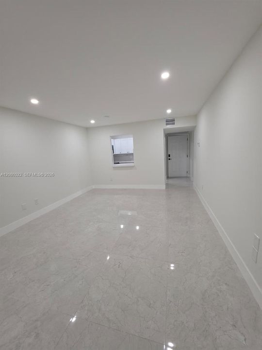 В аренду: $2,350 (2 спален, 2 ванн, 868 Квадратных фут)