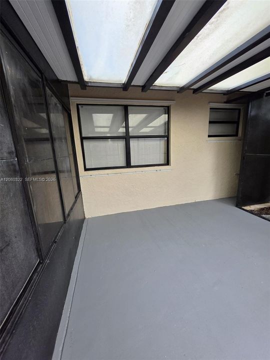 В аренду: $2,350 (2 спален, 2 ванн, 868 Квадратных фут)