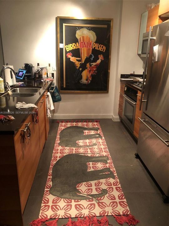 В аренду: $2,750 (0 спален, 1 ванн, 655 Квадратных фут)