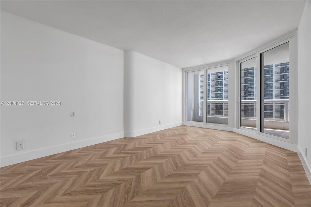 For Sale: $749,000 (2 beds, 2 baths, 1496 Square Feet)