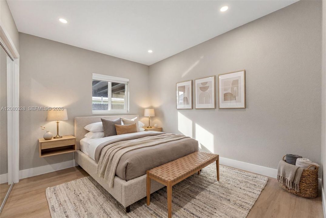 For Sale: $475,000 (3 beds, 2 baths, 1047 Square Feet)