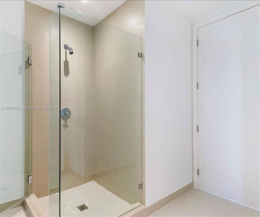 For Rent: $12,000 (2 beds, 2 baths, 1184 Square Feet)