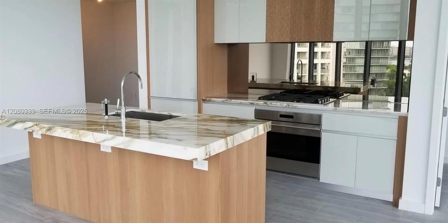 For Rent: $12,000 (2 beds, 2 baths, 1184 Square Feet)