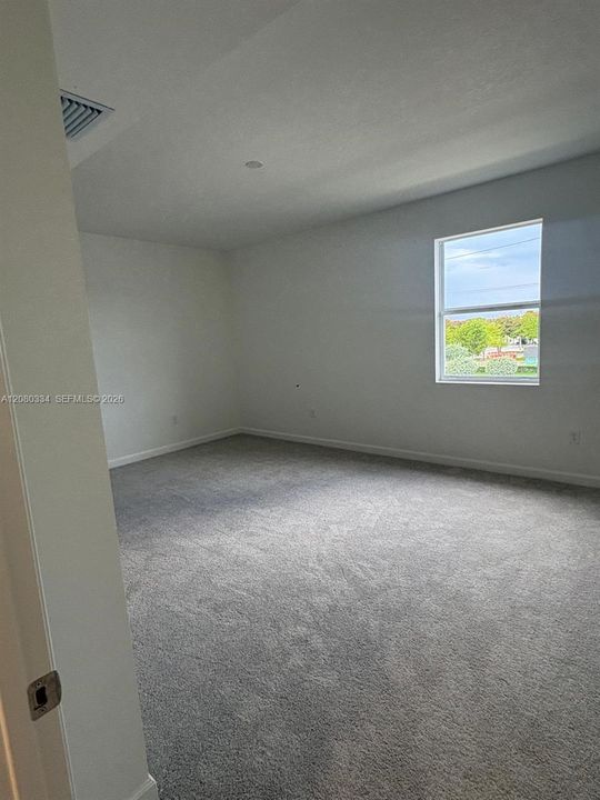 For Rent: $2,990 (3 beds, 2 baths, 1890 Square Feet)