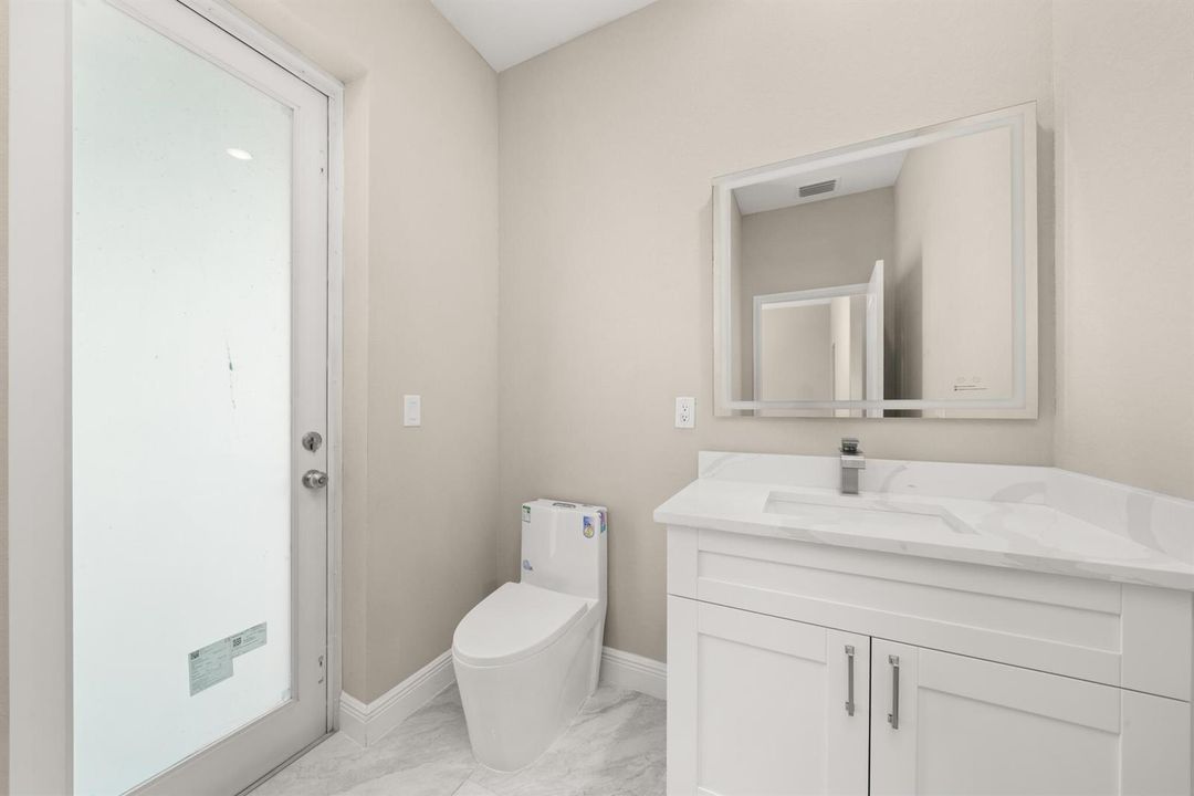 interior - third bathroom 1