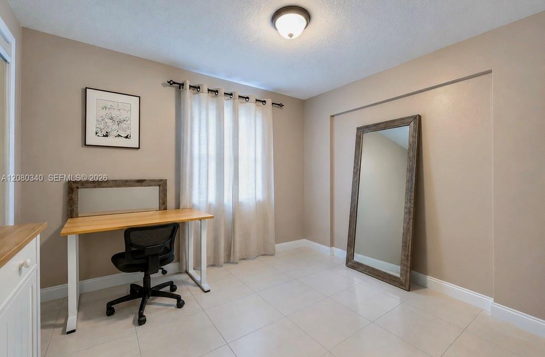 En Venta: $460,000 (3 camas, 2 baños, 1378 Pies cuadrados)