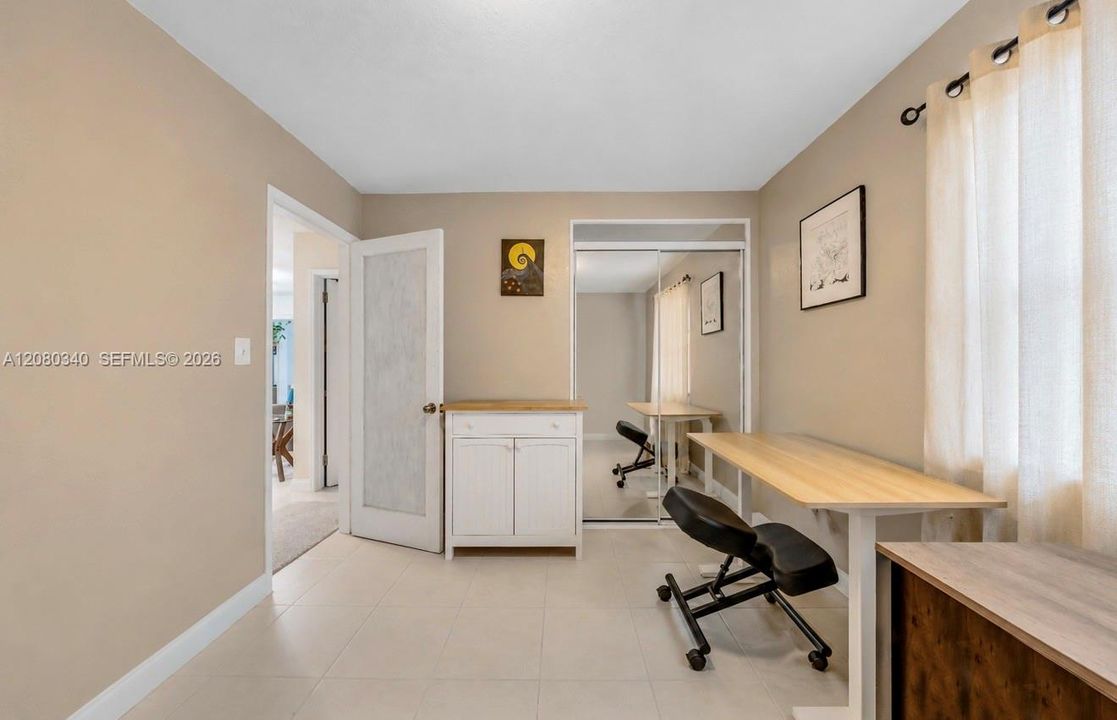 En Venta: $460,000 (3 camas, 2 baños, 1378 Pies cuadrados)