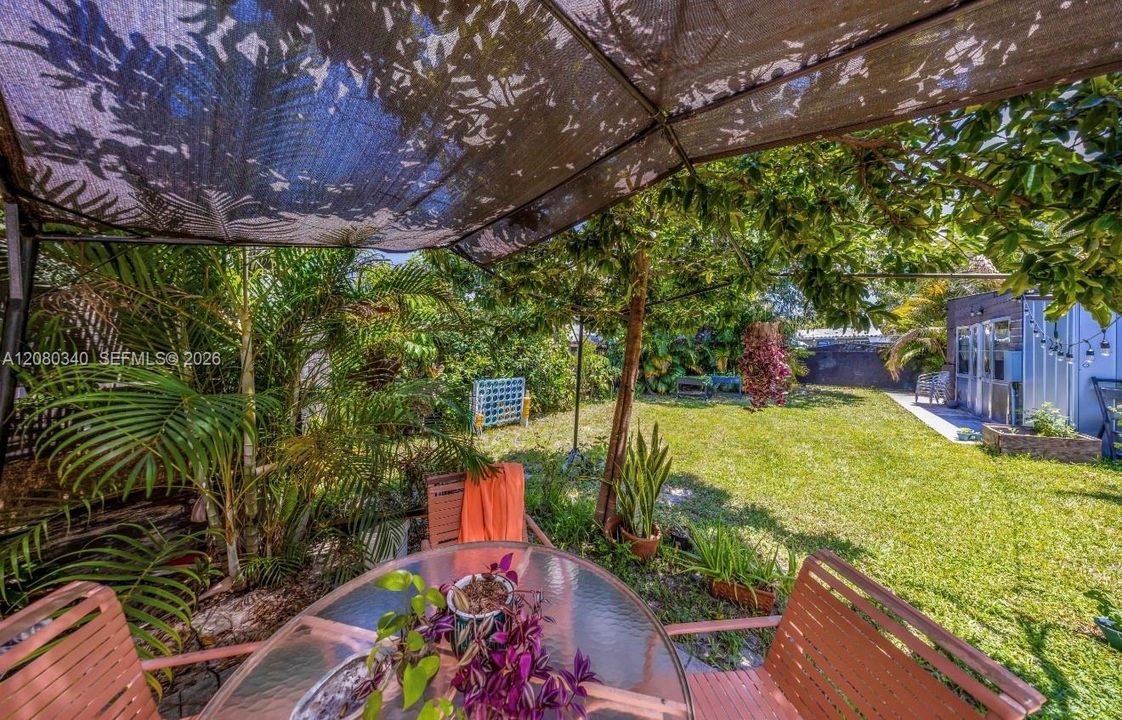 En Venta: $460,000 (3 camas, 2 baños, 1378 Pies cuadrados)