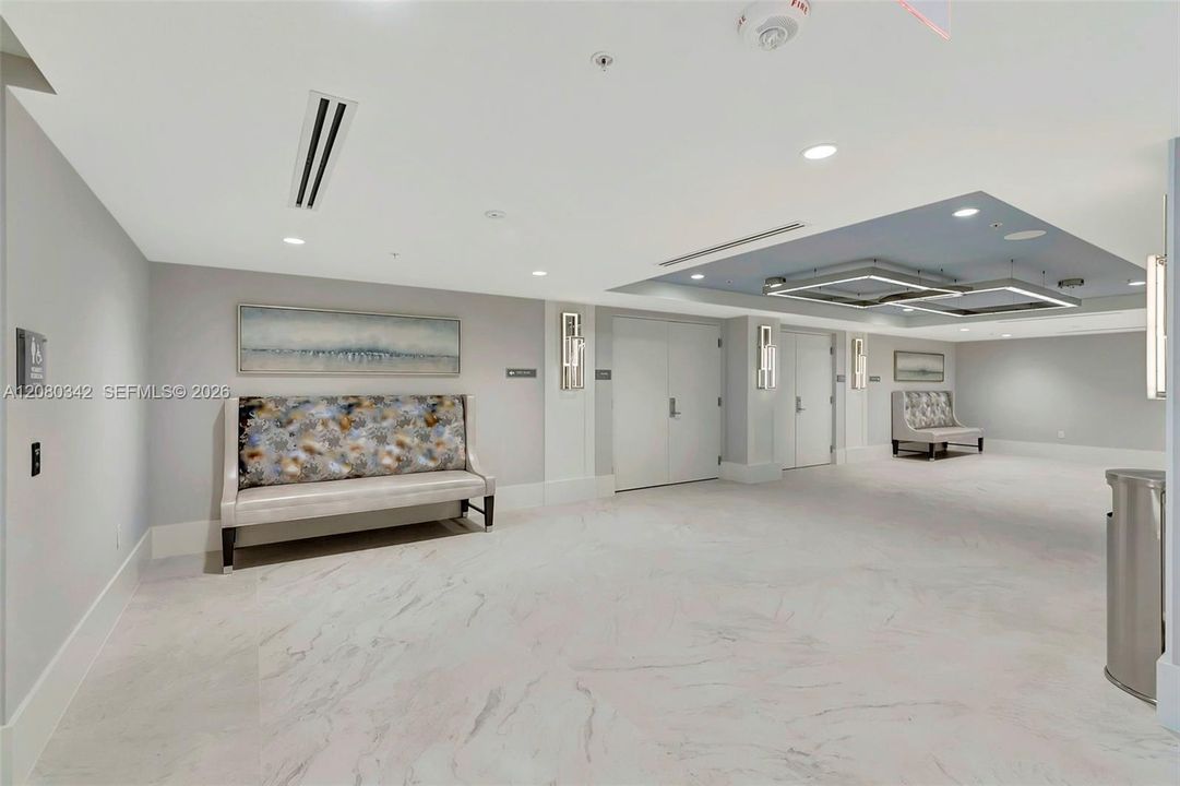 待售: $279,000 (2 贝兹, 2 浴室, 1500 平方英尺)
