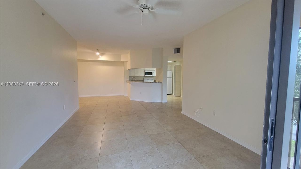 For Rent: $2,600 (3 beds, 2 baths, 1316 Square Feet)