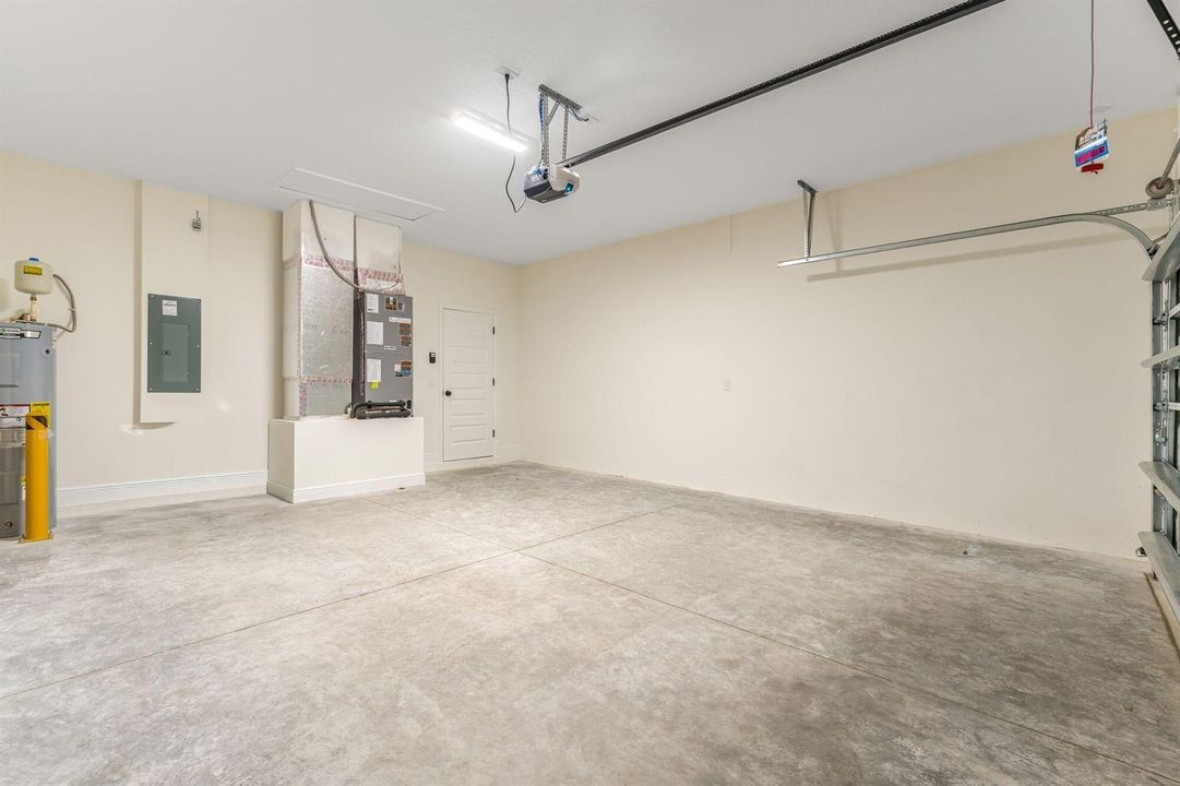 8125-104th-Ave-HigMedia-043