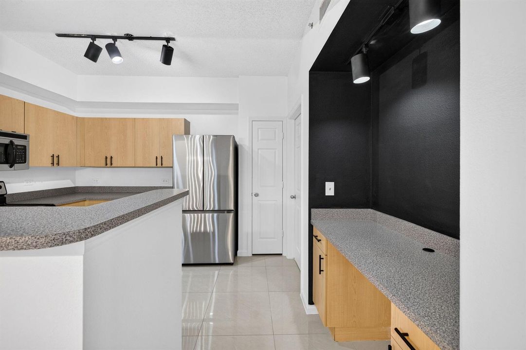 1 c kitchen and alcove