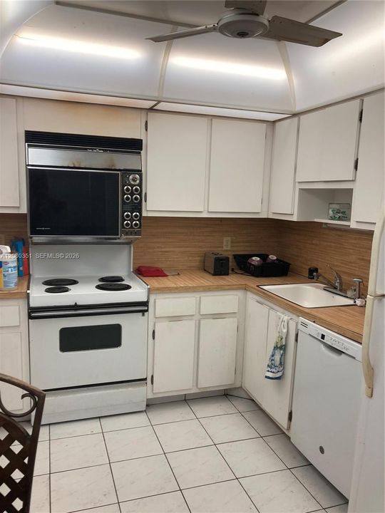 En Venta: $169,000 (3 camas, 2 baños, 1444 Pies cuadrados)