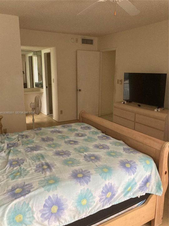 En Venta: $169,000 (3 camas, 2 baños, 1444 Pies cuadrados)