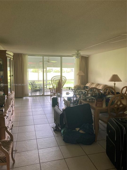 En Venta: $169,000 (3 camas, 2 baños, 1444 Pies cuadrados)