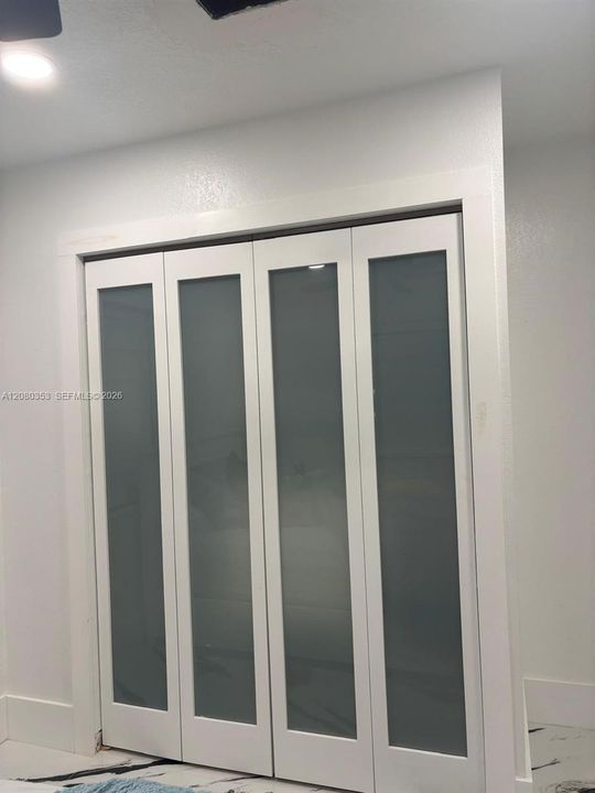 For Rent: $5,200 (4 beds, 2 baths, 1718 Square Feet)