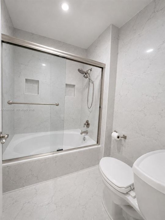 На продажу: $395,000 (2 спален, 2 ванн, 1426 Квадратных фут)