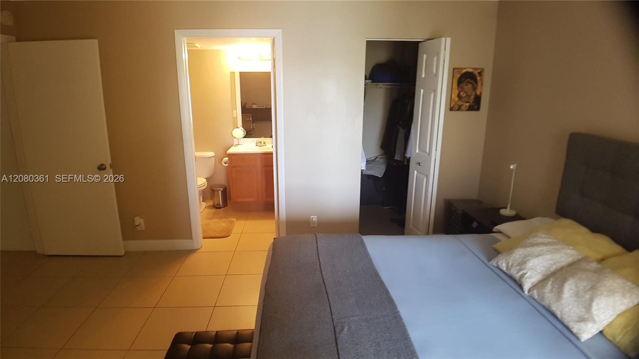 En Venta: $195,000 (2 camas, 2 baños, 984 Pies cuadrados)