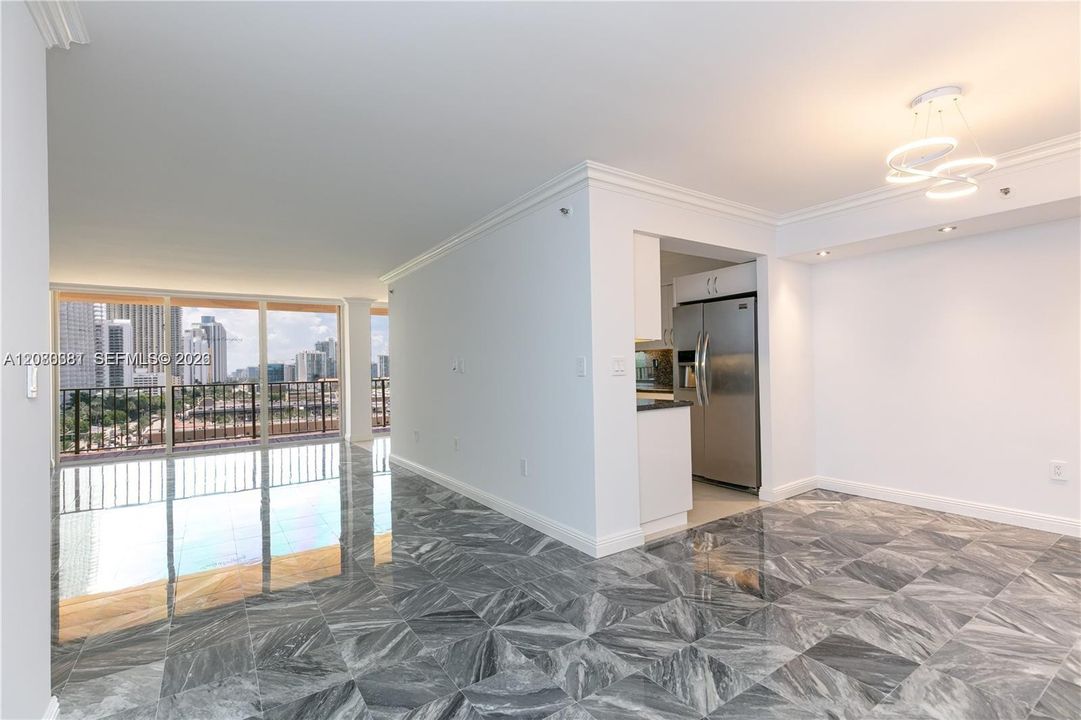 For Sale: $699,980 (2 beds, 2 baths, 1949 Square Feet)