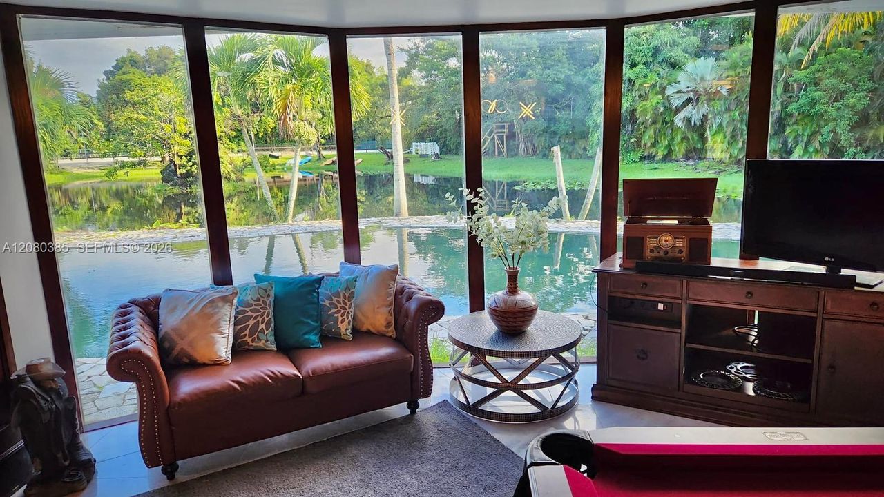 For Sale: $3,529,900 (4 beds, 4 baths, 4862 Square Feet)