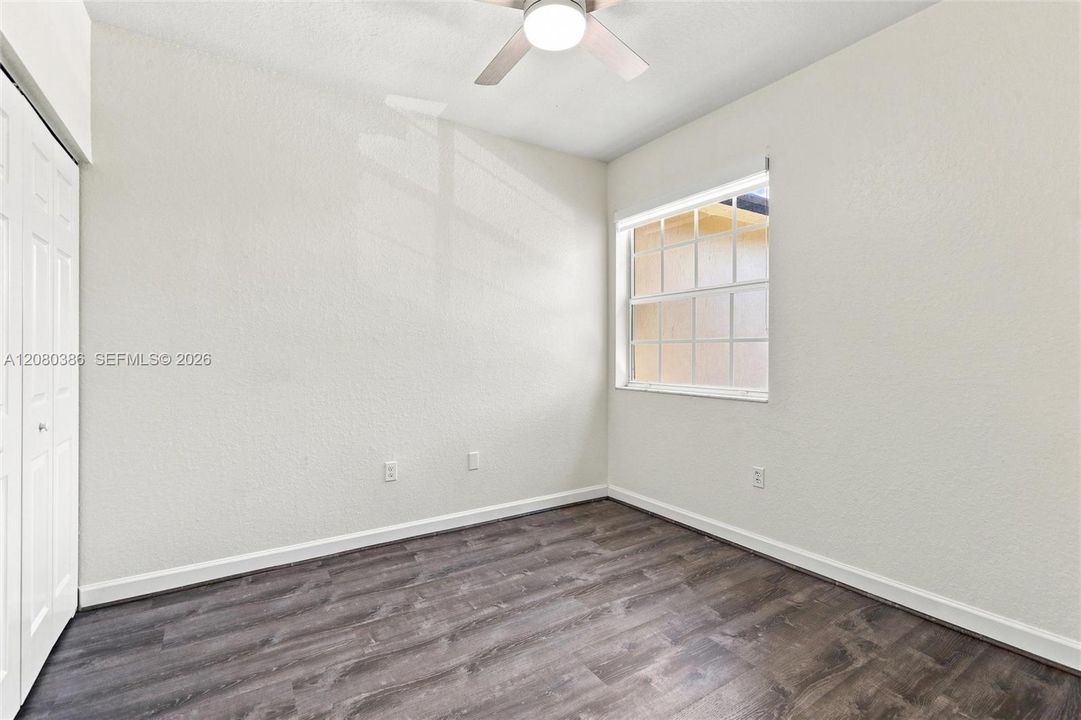 For Sale: $335,000 (3 beds, 2 baths, 1325 Square Feet)