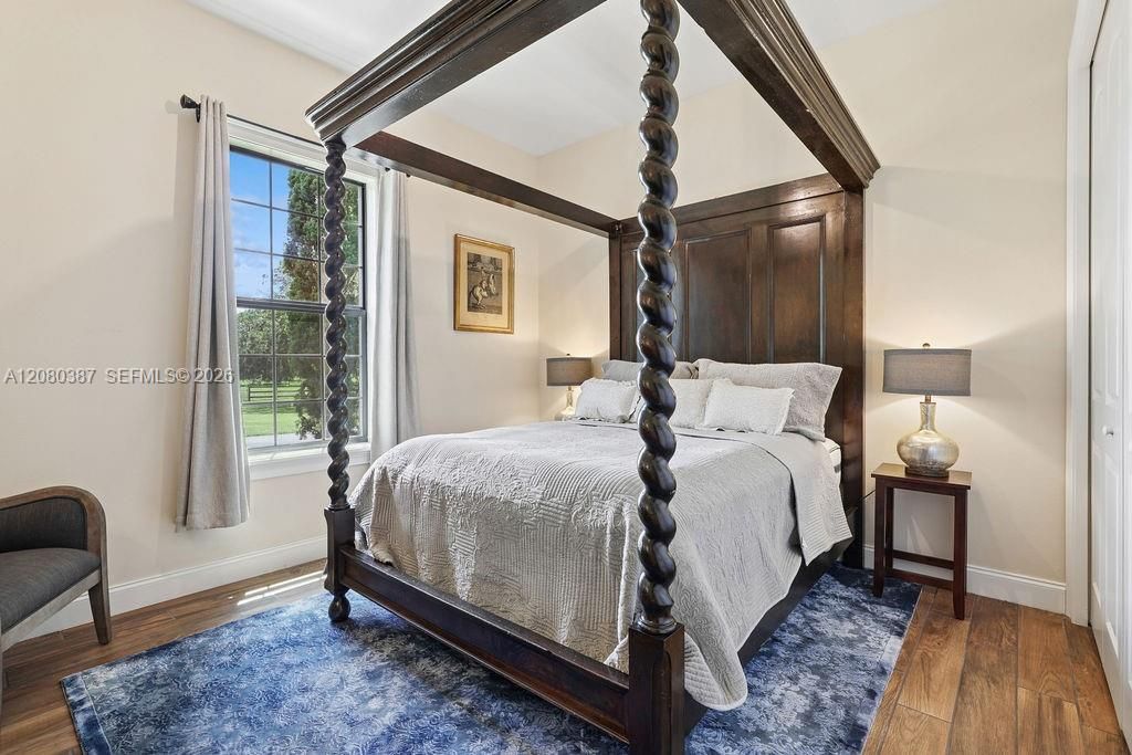 For Sale: $3,899,000 (4 beds, 4 baths, 3188 Square Feet)
