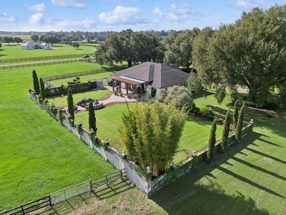 For Sale: $3,899,000 (4 beds, 4 baths, 3188 Square Feet)