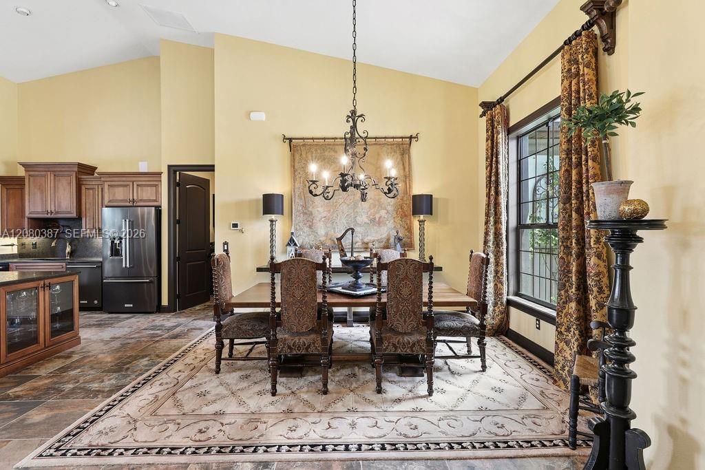 For Sale: $3,899,000 (4 beds, 4 baths, 3188 Square Feet)