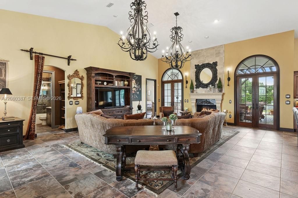 For Sale: $3,899,000 (4 beds, 4 baths, 3188 Square Feet)