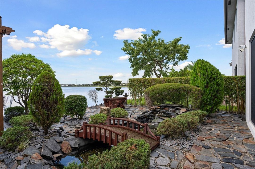 For Sale: $1,150,000 (4 beds, 3 baths, 2582 Square Feet)