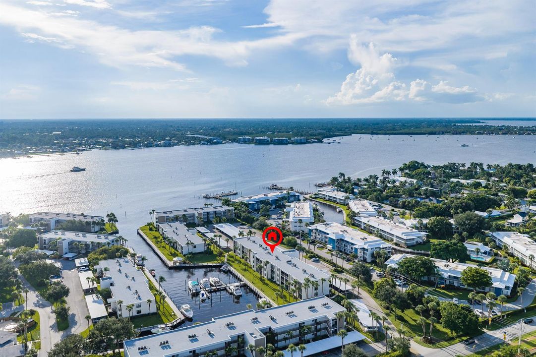 1950 Sw palm city rd 6 207 a-10