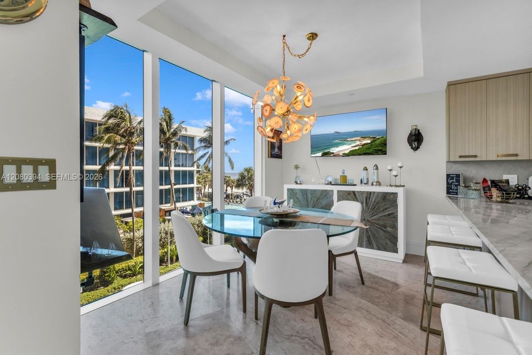 For Sale: $915,000 (1 beds, 1 baths, 1465 Square Feet)