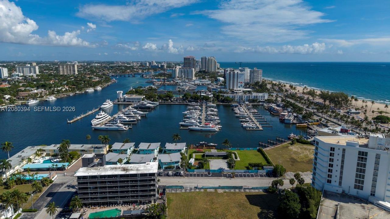 For Sale: $915,000 (1 beds, 1 baths, 1465 Square Feet)