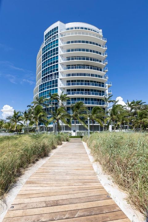 For Sale: $915,000 (1 beds, 1 baths, 1465 Square Feet)