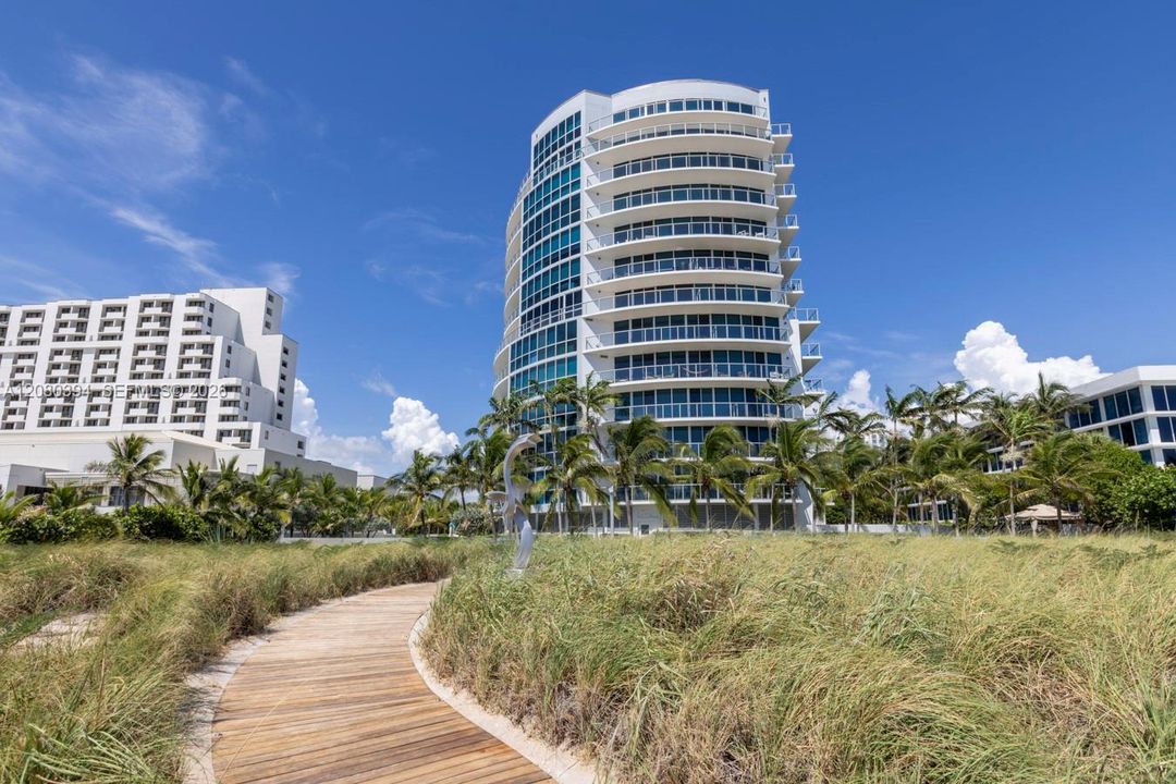 For Sale: $915,000 (1 beds, 1 baths, 1465 Square Feet)