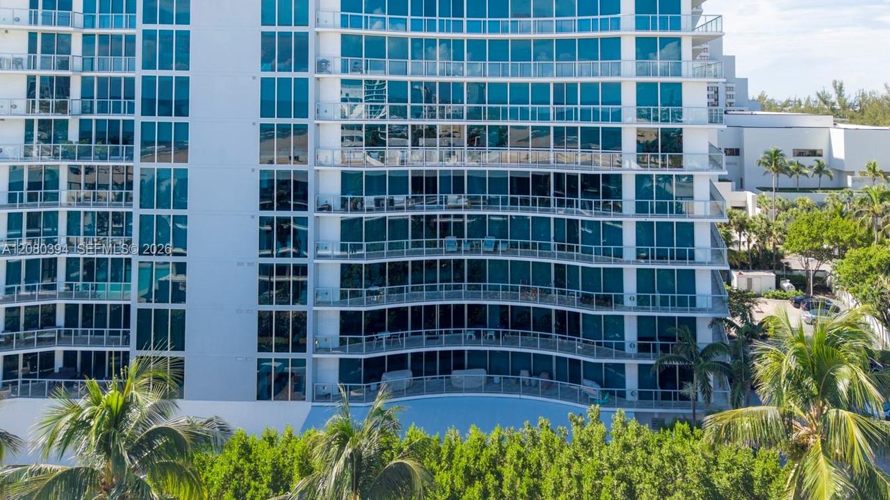 For Sale: $915,000 (1 beds, 1 baths, 1465 Square Feet)