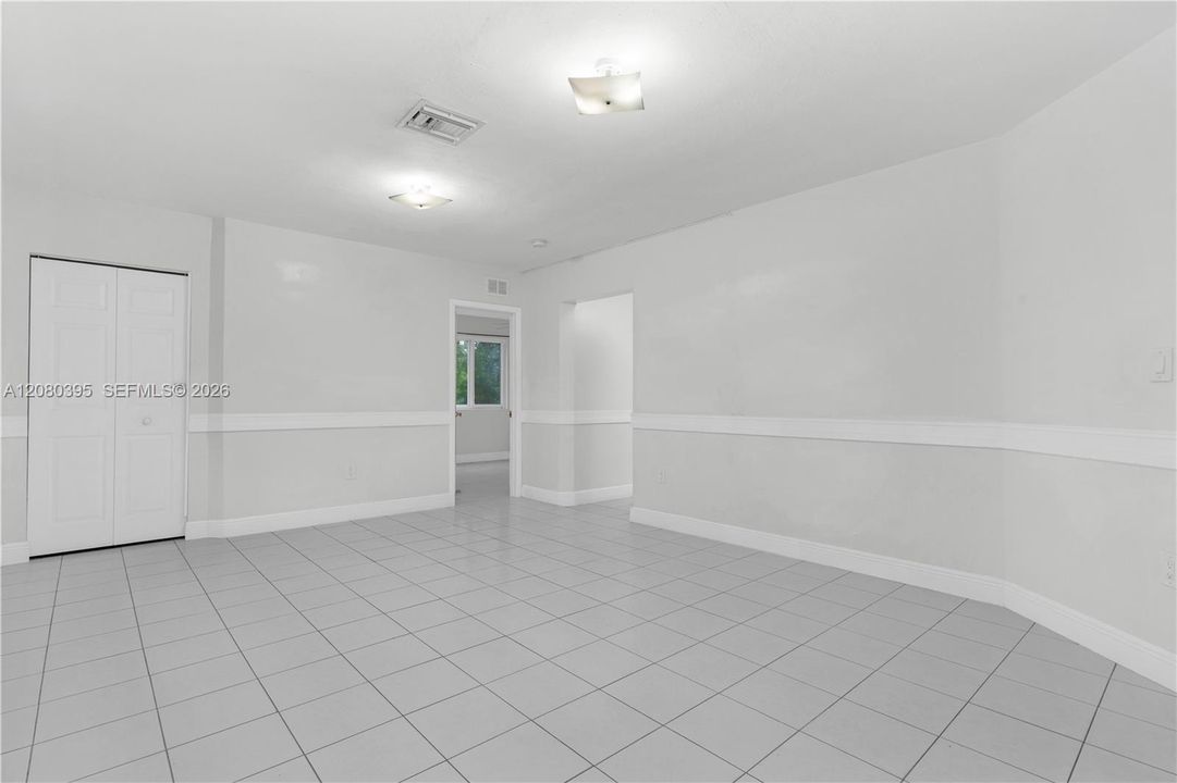 For Rent: $4,250 (4 beds, 3 baths, 1950 Square Feet)