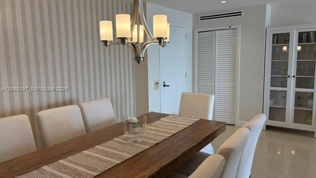 В аренду: $4,500 (3 спален, 2 ванн, 1600 Квадратных фут)