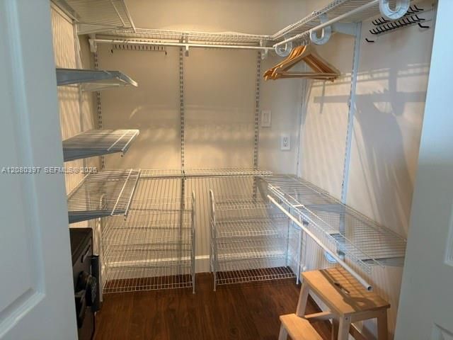 В аренду: $4,500 (3 спален, 2 ванн, 1600 Квадратных фут)