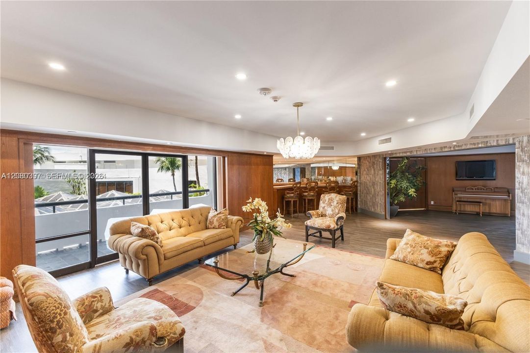 В аренду: $4,500 (3 спален, 2 ванн, 1600 Квадратных фут)