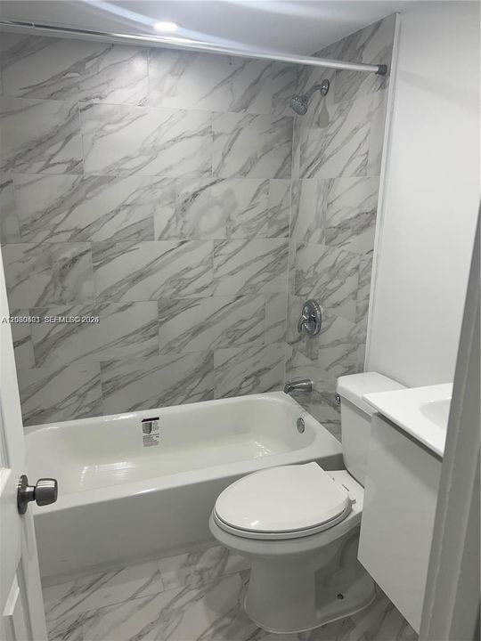En Renta: $2,300 (2 camas, 2 baños, 995 Pies cuadrados)