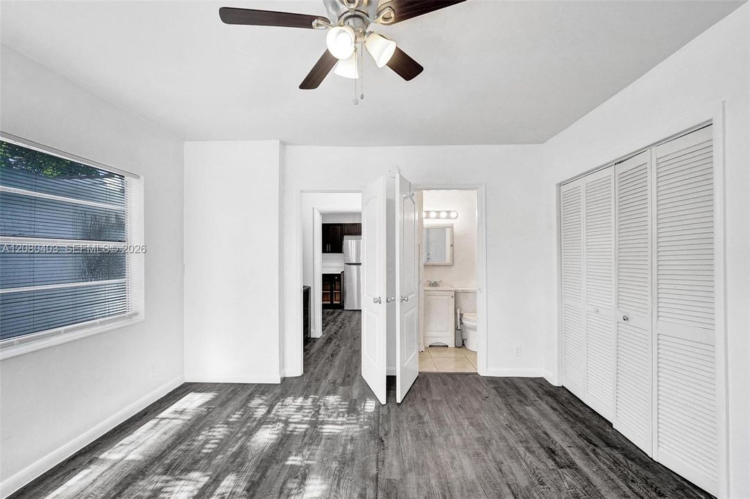 For Sale: $435,000 (3 beds, 2 baths, 1103 Square Feet)